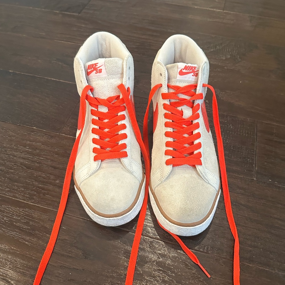 Nike SB High-Tops with Bright Red Accents